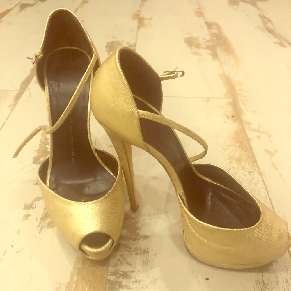 Giuseppe Zanotti heels